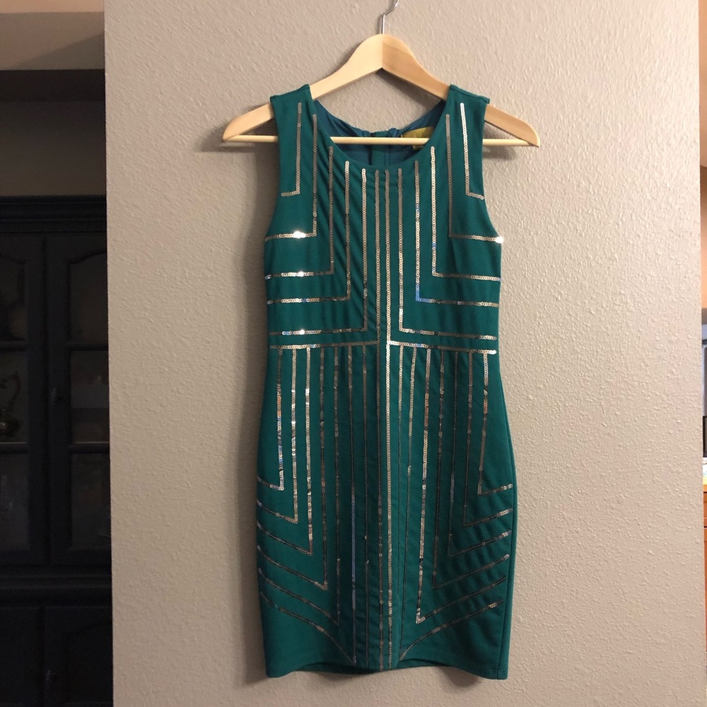 Women’s large (fits like med) green bodycon dress